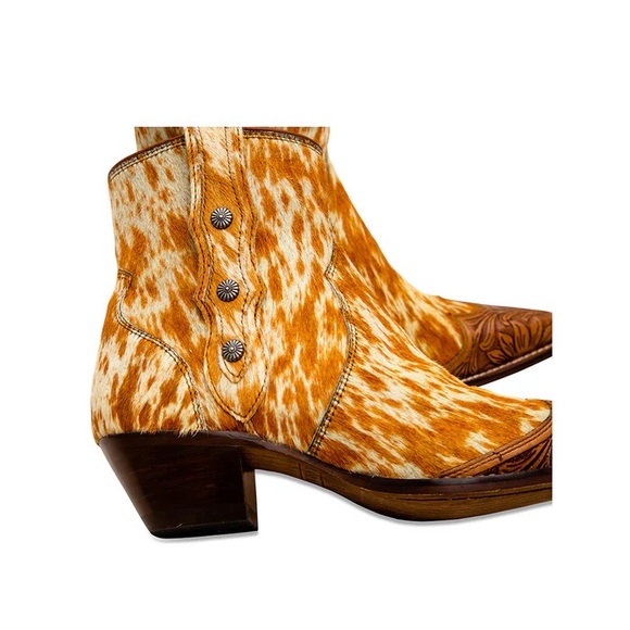 MYRA WESTRO WESTERN HAND-TOOLED BOOTIES - Picture 4 of 16